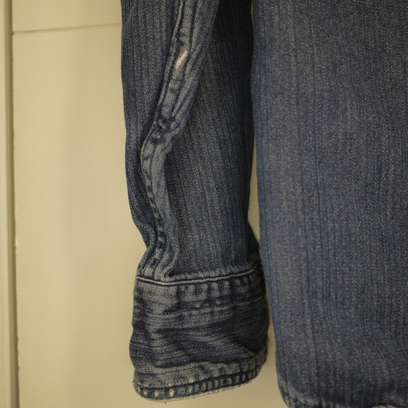 Levis Slim Fit Shirt - Picture 10 of 11